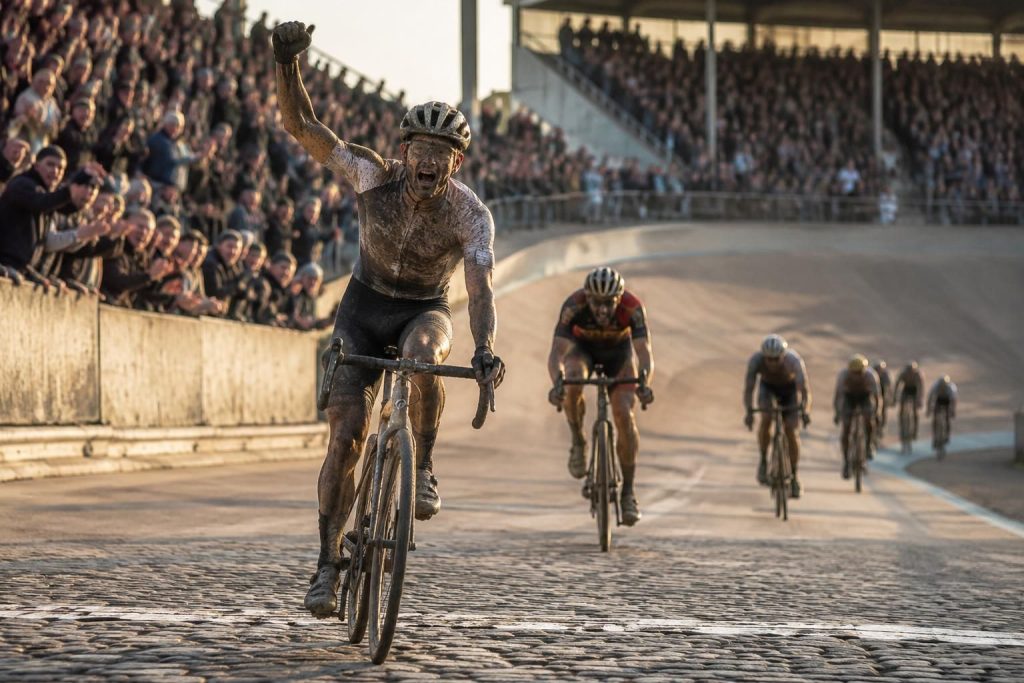 retrouvez les vainqueurs de paris-roubaix 2025, le classement complet et les temps des coureurs de cette édition de la course.